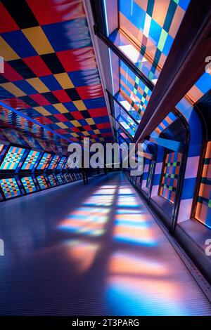 Adams Plaza Bridge, Canary Wharf Londres Angleterre Royaume-Uni Banque D'Images