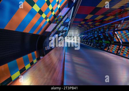 Adams Plaza Bridge, Canary Wharf Londres Angleterre Royaume-Uni Banque D'Images