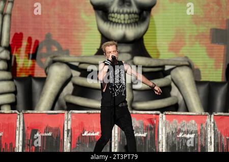 Las Vegas, États-Unis. 21 octobre 2023. Deryck Whibley de Sum 41 se produit au When We Were Young Festival le 21 octobre 2023 à Las Vegas, Nevada. Le festival comprenait une formation de groupes pop/punk de premier plan. (Photo de Geoffrey Clowes/Sipa USA) crédit : SIPA USA/Alamy Live News Banque D'Images