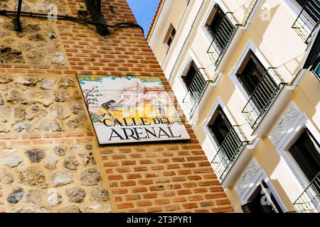 Panneau de rue carrelé traditionnel, Calle Arenal - rue Arenal. Madrid, Comunidad de Madrid, Espagne, Europe Banque D'Images