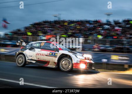 Klatovy, République tchèque. 26 octobre 2023. Rallye d'Europe centrale, dans le cadre du Championnat du monde des rallyes, deuxième étape à Klatovy, République tchèque, le 26 octobre 2023. Équipage finlandais Kalle Rovanpera, Jonne Halttunen (Toyota GR Yaris Rally1). Crédit : Petr Skrivanek/CTK photo/Alamy Live News Banque D'Images