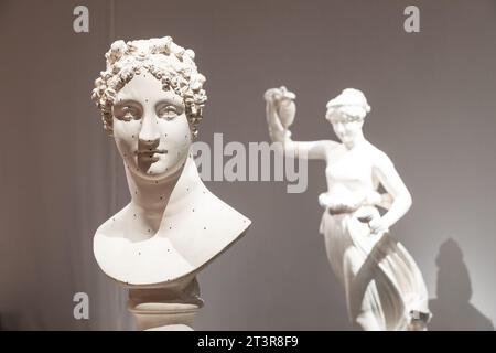 Bassano del Grappa, Italie - décembre 2022 : intérieur du musée d'art avec la célèbre sculpture ancienne d'Antonio Canova Banque D'Images