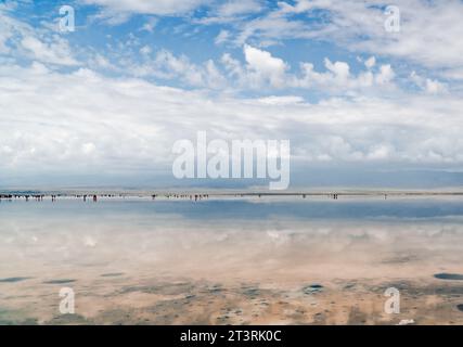 Le Royaume du ciel du lac salé de Chaka dans la province de Qinghai, en Chine Banque D'Images