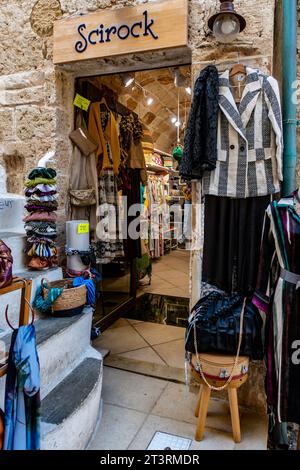 Scirock, magasin italien de vêtements et accessoires de mode pour femmes à Polignano a Mare, Italie, Banque D'Images