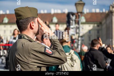 20231026 Nationalfeiertag 2023 Angelobung von RekrutInnen WIEN, OESTERREICH - 26. OKTOBER : Angelobung anlaesslich der offiziellen Feierlichkeiten am Nationalfeiertag 2023 am Wiener Heldenplatz am 26. Oktober 2023 à Wien, Oesterreich. 231026 SEPA 17 097 Copyright : xIsabellexOuvrardx SEPAxMedia crédit : Imago/Alamy Live News Banque D'Images