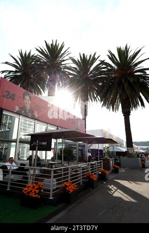 Mexico, Mexique. 26 octobre 2023. Ambiance paddock. Championnat du monde de Formule 1, Rd 20, Grand Prix du Mexique, jeudi 26 octobre 2023. Mexico, Mexique. Crédit : James Moy/Alamy Live News Banque D'Images