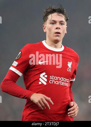 Anfield, Liverpool, Merseyside, Royaume-Uni. 26 octobre 2023. Europa League football, Liverpool contre Toulouse ; Luke Chambers de Liverpool crédit : action plus Sports/Alamy Live News Banque D'Images