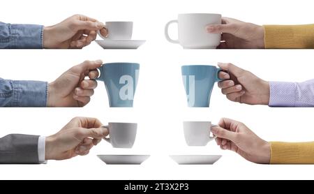 Personnes ayant des boissons chaudes : ensemble de mains tenant différents types de tasses, isolé Banque D'Images