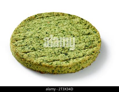 patty de hamburger végétalien à base de plantes cuites isolé sur fond blanc Banque D'Images