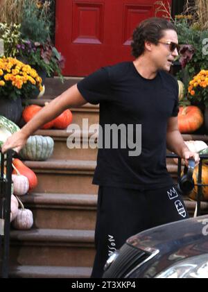 NEW YORK, NY- OCTOBRE 26 : Vito Schnabel vu à New York. 26 octobre 2023. Copyright : xRWx crédit : Imago/Alamy Live News Banque D'Images