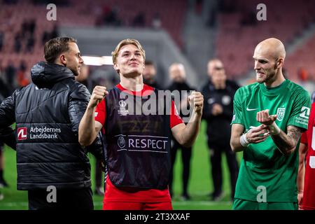 Trnava, Slovaquie. 26 octobre 2023. Conrad Harder du FC Nordsjaelland vu après le match de l'UEFA Conference League entre le Spartak Trnava et le FC Nordsjaelland au stade Anton Malatinsky de Trnava. (Crédit photo : Gonzales photo/Alamy Live News Banque D'Images