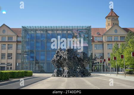 Zentrum für Kunst und Medien ZKM, Lorenzstraße, Karlsruhe, Baden-Württemberg, Deutschland *** Center for Art and Media ZKM, Lorenzstraße, Karlsruhe, Baden Württemberg, Allemagne crédit : Imago/Alamy Live News Banque D'Images