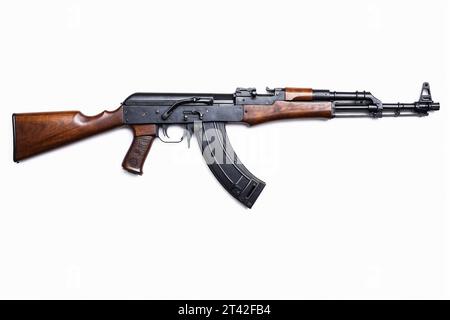 Cette photo montre un gros plan d'un fusil AK-47, une arme à feu de qualité militaire développée en Union soviétique et toujours en production aujourd'hui Banque D'Images