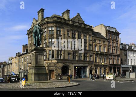 La statue de William Pitt le Jeune, George Street, Édimbourg, Écosse, Royaume-Uni Banque D'Images
