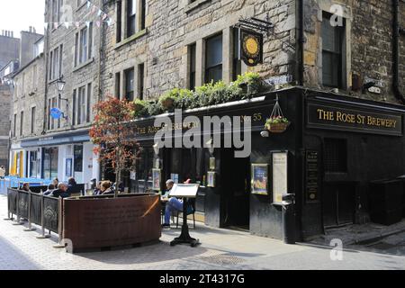 The Rose Sttrret Brewery pub, Rose Street, Édimbourg, Écosse, Royaume-Uni Banque D'Images