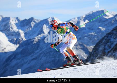 Solden, Tyrol, Autriche. 28 octobre 2023. Ouverture de la coupe du monde de ski alpin Audi FIS ; Petra Vlhova (SVK) crédit : action plus Sports/Alamy Live News Banque D'Images