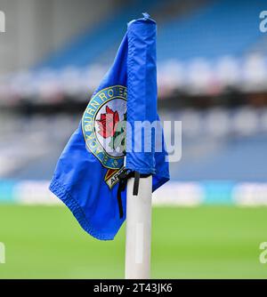 Le drapeau du coin d'Ewood Park attend avant le match, lors du Sky Bet Championship Match Blackburn Rovers vs Swansea City à Ewood Park, Blackburn, Royaume-Uni, le 28 octobre 2023 (photo de Cody Froggatt/News Images) Banque D'Images