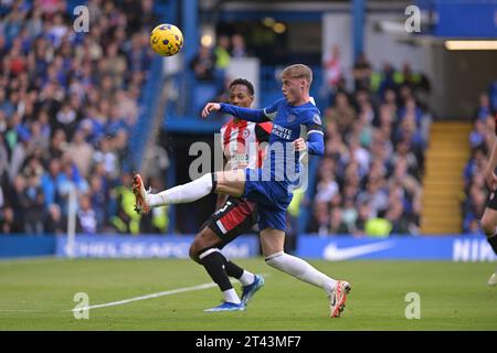 Londres, Royaume-Uni. 28 octobre 2023. Cole Palmer de Chelsea pendant le match Chelsea vs Brentford Premier League à Stamford Bridge London Credit : MARTIN DALTON/Alamy Live News Banque D'Images