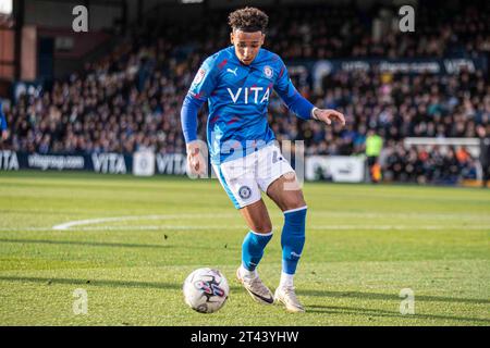 Odin Bailey #27 du comté de Stockport lors du match Sky Bet League 2 entre Stockport County et Tranmere Rovers au Edgeley Park Stadium, Stockport le samedi 28 octobre 2023. (Photo : Mike Morese | MI News) Banque D'Images