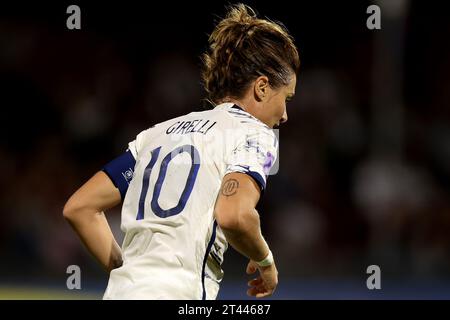 Salerne, Italie. 27 octobre 2023. Cristiana Girelli d'Italie lors du match de la Ligue des nations féminine de l'UEFA au Stadio Arechi, Salerne. Le crédit photo devrait se lire : Jonathan Moscrop/Sportimage crédit : Sportimage Ltd/Alamy Live News Banque D'Images
