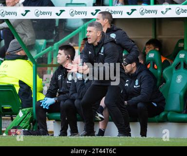 Edimbourg, Royaume-Uni. 28 octobre 2023. Scottish Premiership - Hibernian FC contre Celtic FC 28/10/2023 HibsÕ entraîneur principal, Nick Montgomery, dans le rôle d'Hibernian affrontez Celtic dans le Scottish Premiership au Easter Road Stadium, Édimbourg, Royaume-Uni crédit : Ian Jacobs/Alamy Live News Banque D'Images