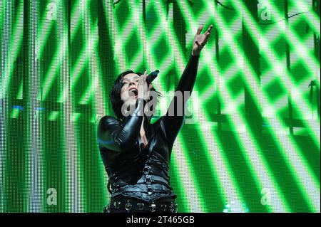 28 octobre 2023. Becky Hill se produit à la Kiss Haunted House Party au M&S Arena, Liverpool, Royaume-Uni. Crédit photo : David Bronstein/Alamy Live News Banque D'Images