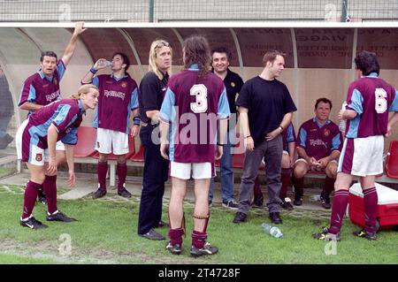 Italie Monza 2000-06-10 : Nicko McBrain batteur de The Iron Maiden lors d'un match amical de soccer contre l'équipe Rock Planet production Banque D'Images