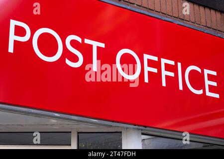 Affiche du bureau de poste sur le mur extérieur Royaume-Uni Banque D'Images