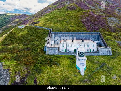 Le Lighthouse Keepers Cottage d'un drone, Foreland point, Lynton, Devon, Angleterre, Europe Banque D'Images
