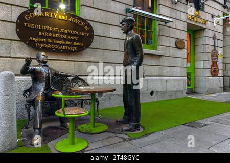 Temple Bar, Dublin, Irlande, est un quartier animé et historique connu pour ses rues pavées, ses pubs traditionnels, ses concerts et son atmosphère festive. Banque D'Images