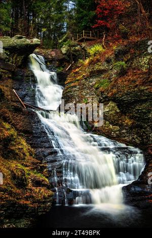 Raymondskill Falls dans les Poconos, Pennsylvanie Banque D'Images