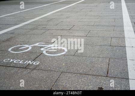 Marquage des vélos et des piétons dans le parc Banque D'Images