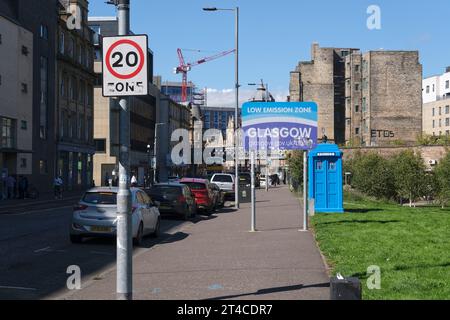 Panneau Low Emission zone, London Road, Glasgow, Écosse, Royaume-Uni Banque D'Images