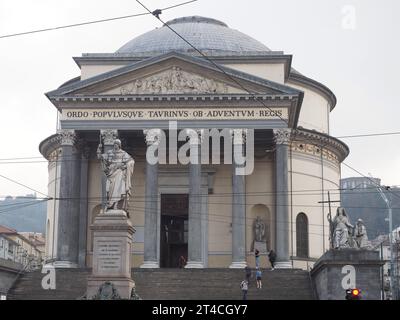 TURIN, ITALIE - 06 OCTOBRE 2023 : Église de la Gran Madre Banque D'Images