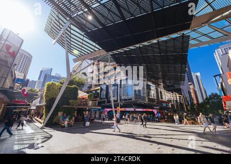 Queen St Mall dans le quartier des affaires de Brisbane en Australie Banque D'Images