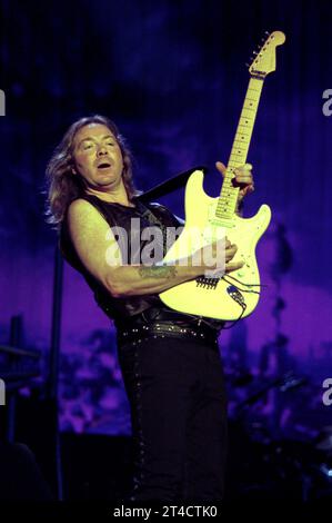 Italie Monza 2000-06-10 : Dave Murray guitariste de The Iron Maiden lors du concert aux Gods of Metal Banque D'Images