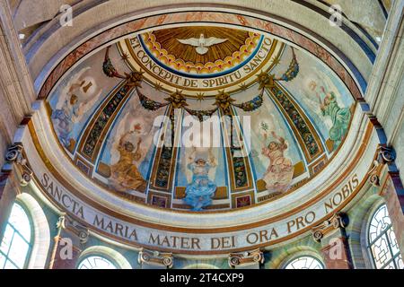 Intérieur de l'église de la Gran Madre di Dio, Rome, Italie Banque D'Images