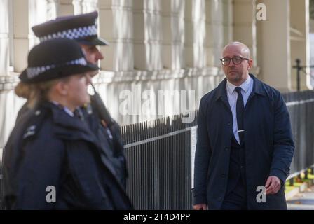 Londres, Royaume-Uni. 30 octobre 2023. Lee Cain, ancien directeur des communications de Downing Street, arrive pour l’enquête Covid-19. Crédit : Mark Thomas/Alamy Live News Banque D'Images