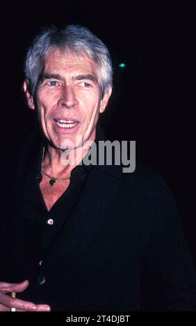 JAMES COBURN ; James Harrison Coburn III (31 août 1928 – 18 novembre 2002) ; acteur de cinéma et de télévision américain qui a été présenté dans plus de 70 films, principalement des rôles d'action, et a fait 100 apparitions à la télévision au cours d'une carrière de 45 ans ; crédit : Lynn McAfee / Performing Arts Images www.performingartsimages.com Banque D'Images