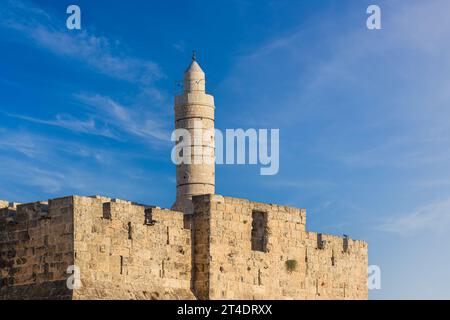 Vue de la citadelle de la Tour de David contre le ciel avec espace copie, Jérusalem, Israël Banque D'Images