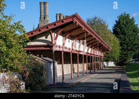 La gare ferroviaire de Melrose reste de la plate-forme UP, Melrose, Roxburghshire, Écosse, Royaume-Uni Banque D'Images