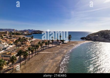 Une vue aérienne de Playa del Castellar & Playa de Nares à Puerto de Mazarron, Espagne. Banque D'Images