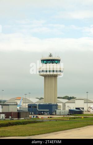 Tour de contrôle de la circulation aérienne à l'aéroport de Gatwick, Horley, Gatwick, West Sussex, Royaume-Uni. Banque D'Images