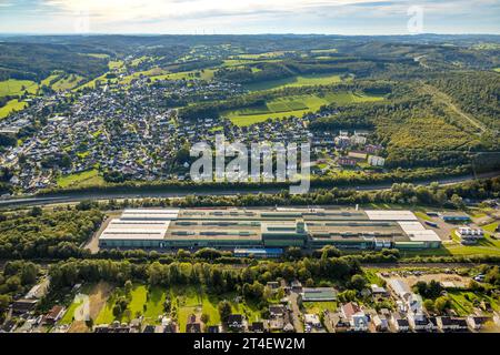 Luftbild, ThyssenKrupp Steel Europe Werksgelände Fellighausen, Wohngebiet Ortsteil Fellighausen am Wald, Kreuztal, Siegerland, Nordrhein-Westfalen, Deutschland ACHTUNGxMINDESTHONORARx60xEURO : Althénthage, Allemagne ImageNow Sielighausen/Rhénanie du Nord Banque D'Images