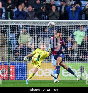 Coventry, Royaume-Uni. 30 octobre 2023. *** Lors du match EFL Sky Bet Championship entre Coventry City et West Bromwich Albion au CBS Arena, Coventry, Angleterre le 30 octobre 2023. Photo de Stuart Leggett. Usage éditorial uniquement, licence requise pour un usage commercial. Aucune utilisation dans les Paris, les jeux ou les publications d'un seul club/ligue/joueur. Crédit : UK Sports pics Ltd/Alamy Live News Banque D'Images