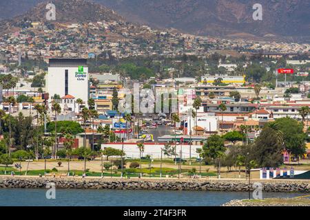 Ensenada, Colombie-Britannique, Mexique – 14 septembre 2023 : vue de la ville du centre-ville d'Ensenada situé en Basse-Californie, au Mexique. Banque D'Images