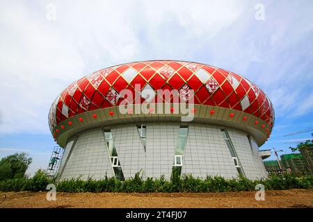 COMTÉ de LUANNAN - SEPTEMBRE 15 : Musée d'art, apparition architecturale le 15 septembre 2014, comté de Luannan, province du Hebei, Chine Banque D'Images