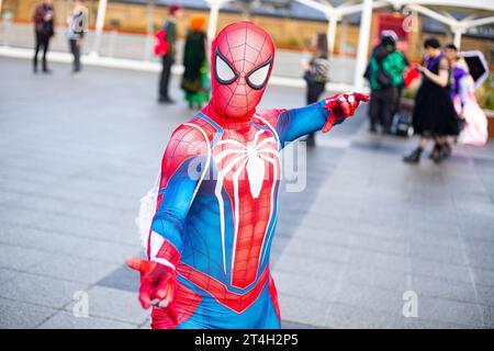 Cosplay | Spider-Man | cosplayers au deuxième jour de MCM Comic con au centre d'exposition Excel à Londres le 28 octobre 2023 Banque D'Images