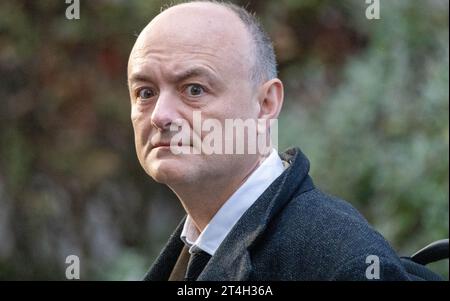 Londres, Royaume-Uni. 31 octobre 2023. Les témoins de l'enquête Covid arrivent Dominic Cummings crédit : Ian Davidson/Alamy Live News Banque D'Images