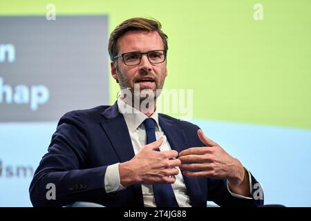 LA HAYE - D66 député Sjoerd Sjoerdma à Nieuwspoort où Free Press Unlimited tient une réunion sur l'importance de la liberté de la presse aux pays-Bas. Le groupe d'intérêt veut que la liberté de la presse soit une question à l'ordre du jour des élections. ANP PHIL NIJHUIS netherlands Out - belgique Out Banque D'Images